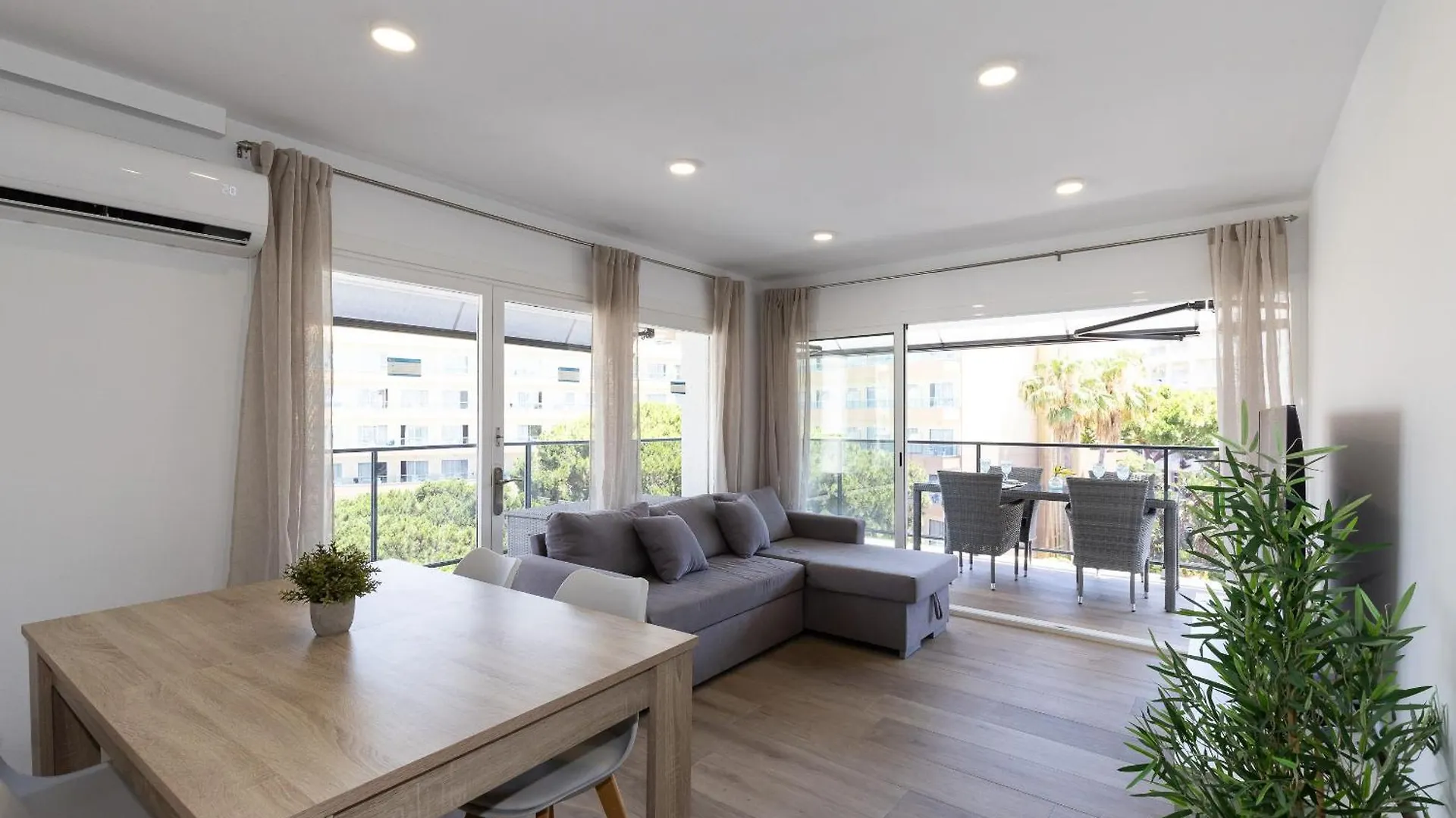 Uhc Ondina Apartments Salou 0*,  Spanyolország